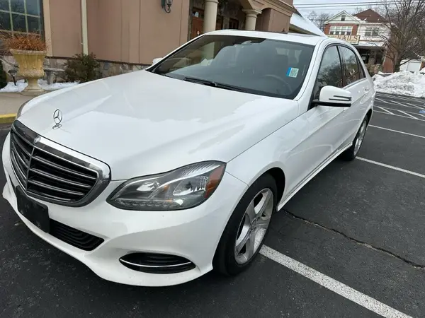 WDDHF8JB2GB242096 2016 MERCEDES-BENZ E-KLASSE - Image 1