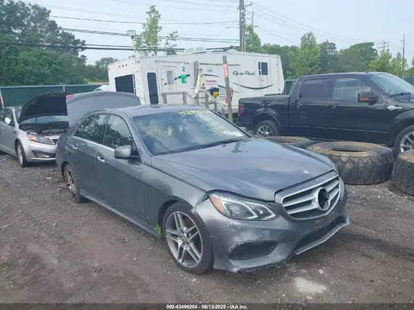 WDDHF8JB6GB237113 2016 MERCEDES-BENZ E-KLASSE - Image 1
