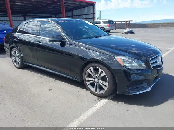 WDDHF8JB6GB298171 2016 MERCEDES-BENZ E-KLASSE - Image 1