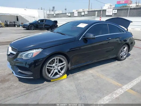 WDDKJ6FB6HF361586 2017 MERCEDES-BENZ E-KLASSE - Image 2