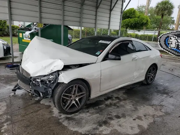 WDDKJ6FB7HF357160 2017 MERCEDES-BENZ E-KLASSE - Image 1