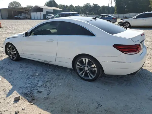 WDDKJ6FB8HF351531 2017 MERCEDES-BENZ E-KLASSE - Image 2