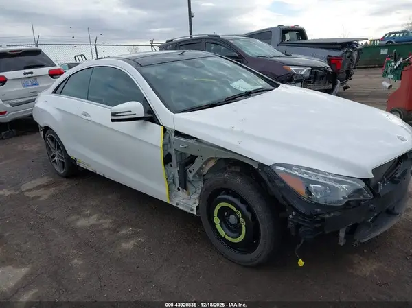 WDDKJ6HB7GF330777 2016 MERCEDES-BENZ E-KLASSE - Image 1
