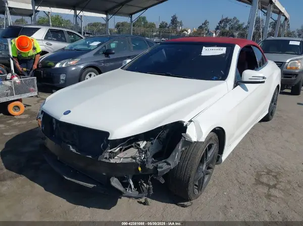 WDDKK6FF1GF332446 2016 MERCEDES-BENZ E-KLASSE - Image 2