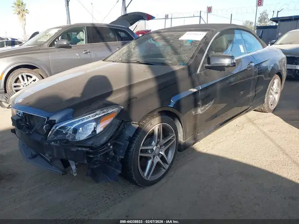 WDDKK6FF5HF362342 2017 MERCEDES-BENZ E-KLASSE - Image 2