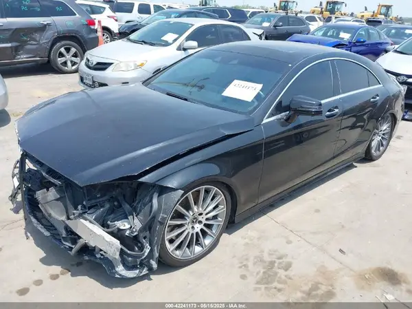 WDDLJ7DB0HA201102 2017 MERCEDES-BENZ CLS-KLASSE - Image 2