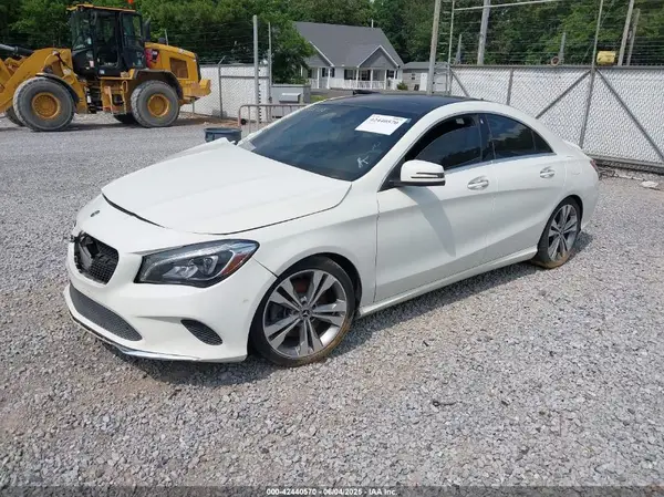 WDDSJ4EB0JN606657 2018 MERCEDES-BENZ CLA-KLASSE - Image 2