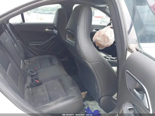 WDDSJ4EB0JN606657 2018 MERCEDES-BENZ CLA-KLASSE - Image 8
