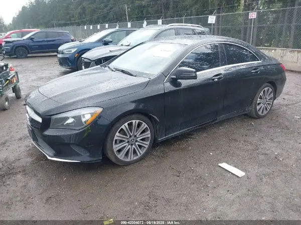 WDDSJ4EB0JN657205 2018 MERCEDES-BENZ CLA-KLASSE - Image 2
