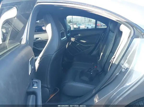 WDDSJ4EB0JN695467 2018 MERCEDES-BENZ CLA-KLASSE - Image 8