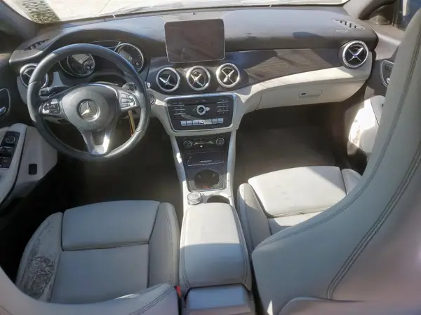 WDDSJ4EB1JN504803 2018 MERCEDES-BENZ CLA-KLASSE - Image 8