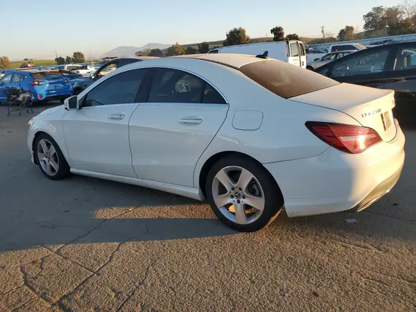 WDDSJ4EB1JN521455 2018 MERCEDES-BENZ CLA-KLASSE - Image 2