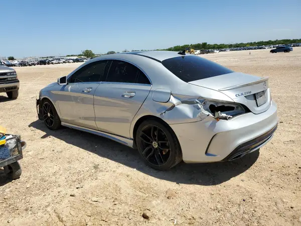 WDDSJ4EB1JN535131 2018 MERCEDES-BENZ CLA-KLASSE - Image 2