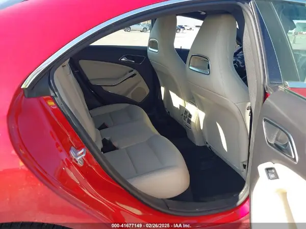WDDSJ4EB1JN535887 2018 MERCEDES-BENZ CLA-KLASSE - Image 8
