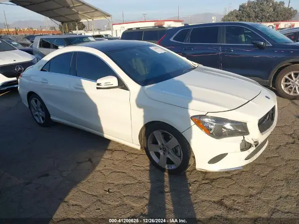 WDDSJ4EB1JN561132 2018 MERCEDES-BENZ CLA-KLASSE - Image 1