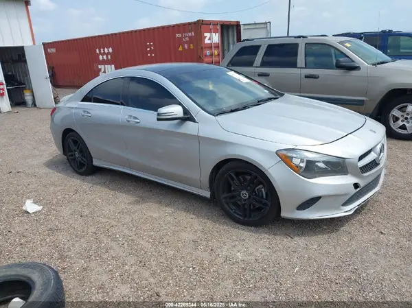 WDDSJ4EB1JN587956 2018 MERCEDES-BENZ CLA-KLASSE - Image 1