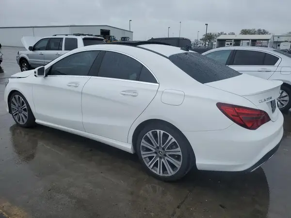 WDDSJ4EB1JN675003 2018 MERCEDES-BENZ CLA-KLASSE - Image 2