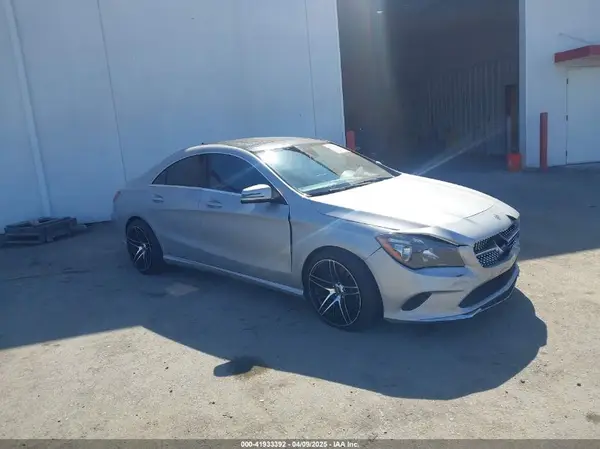 WDDSJ4EB1JN676569 2018 MERCEDES-BENZ CLA-KLASSE - Image 1