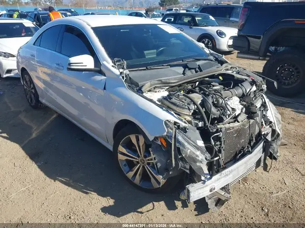WDDSJ4EB1JN682128 2018 MERCEDES-BENZ CLA-KLASSE - Image 1