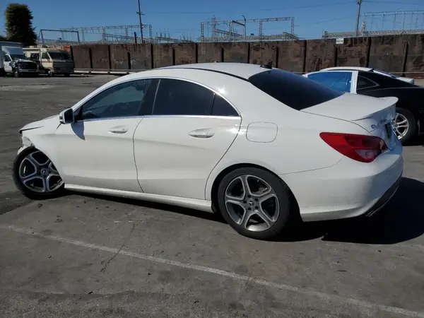 WDDSJ4EB1KN700712 2019 MERCEDES-BENZ CLA-KLASSE - Image 2
