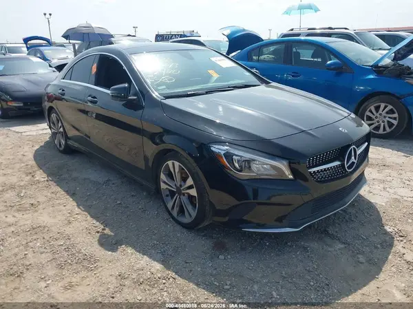 WDDSJ4EB1KN743480 2019 MERCEDES-BENZ CLA-KLASSE - Image 1