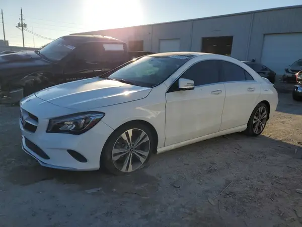 WDDSJ4EB2KN737347 2019 MERCEDES-BENZ CLA-KLASSE - Image 1