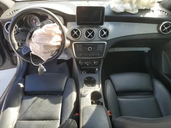 WDDSJ4EB3GN332878 2016 MERCEDES-BENZ CLA-KLASSE - Image 8