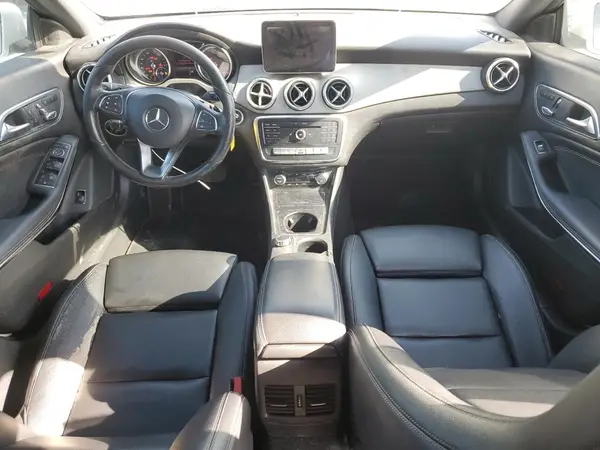 WDDSJ4EB3JN581267 2018 MERCEDES-BENZ CLA-KLASSE - Image 8