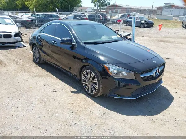 WDDSJ4EB3JN639362 2018 MERCEDES-BENZ CLA-KLASSE - Image 1