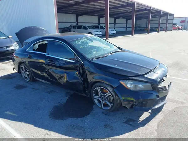 WDDSJ4EB3JN643119 2018 MERCEDES-BENZ CLA-KLASSE - Image 1