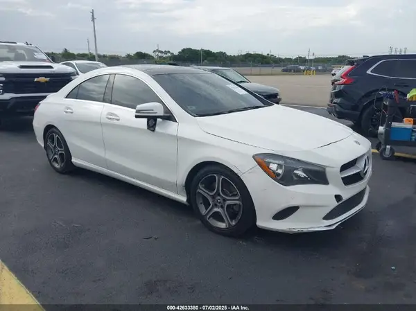 WDDSJ4EB3KN720539 2019 MERCEDES-BENZ CLA-KLASSE - Image 1