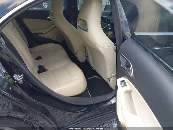 WDDSJ4EB3KN751953 2019 MERCEDES-BENZ CLA-KLASSE - Image 8