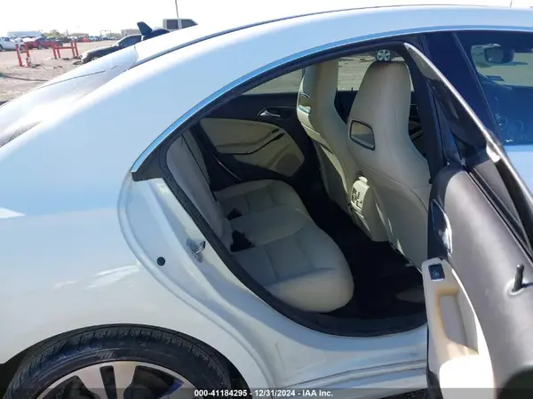 WDDSJ4EB3KN770180 2019 MERCEDES-BENZ CLA-KLASSE - Image 8