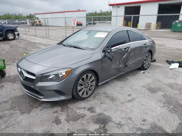 WDDSJ4EB4JN543384 2018 MERCEDES-BENZ CLA-KLASSE - Image 2