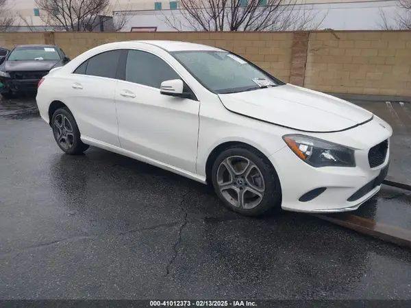 WDDSJ4EB4JN601610 2018 MERCEDES-BENZ CLA-KLASSE - Image 1