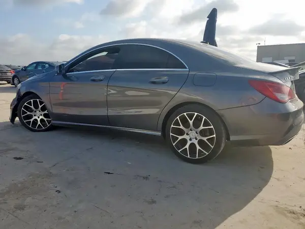 WDDSJ4EB4JN611912 2018 MERCEDES-BENZ CLA-KLASSE - Image 2