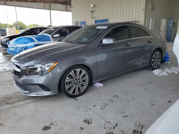 WDDSJ4EB4JN615989 2018 MERCEDES-BENZ CLA-KLASSE - Image 1