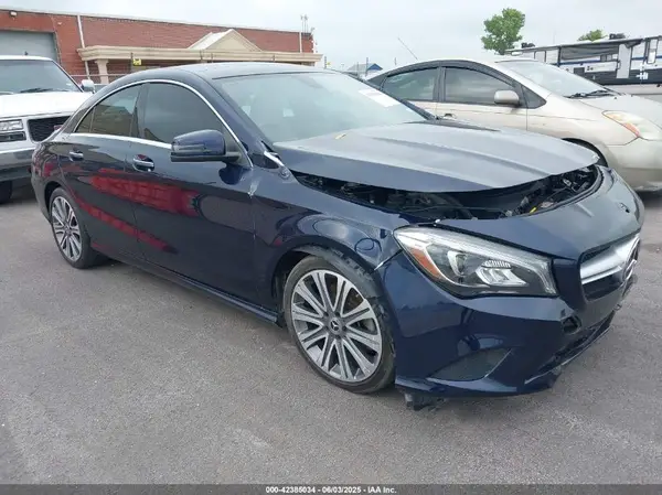 WDDSJ4EB4JN637135 2018 MERCEDES-BENZ CLA-KLASSE - Image 1