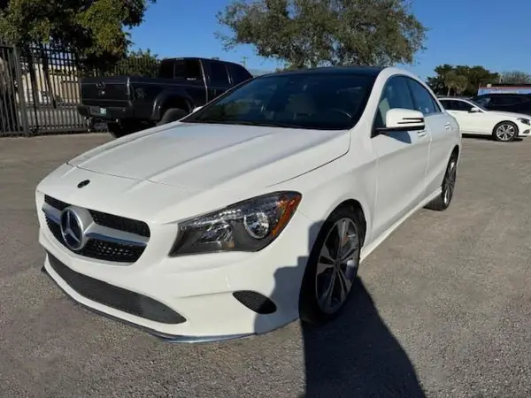WDDSJ4EB4KN738662 2019 MERCEDES-BENZ CLA-KLASSE - Image 1