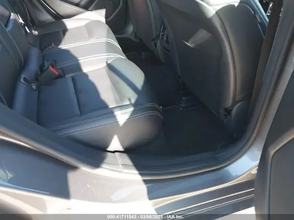 WDDSJ4EB4KN774593 2019 MERCEDES-BENZ CLA-KLASSE - Image 8