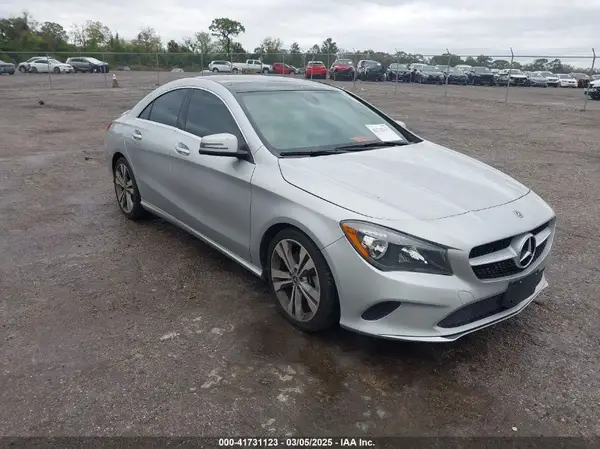 WDDSJ4EB5JN569475 2018 MERCEDES-BENZ CLA-KLASSE - Image 1