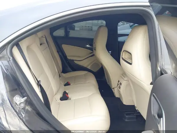 WDDSJ4EB5JN635300 2018 MERCEDES-BENZ CLA-KLASSE - Image 8