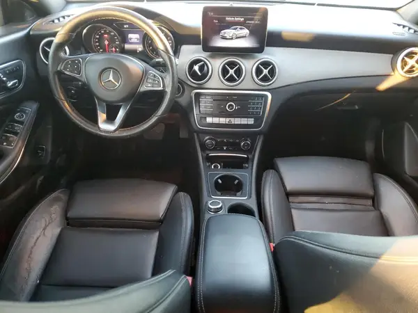 WDDSJ4EB5JN639122 2018 MERCEDES-BENZ CLA-KLASSE - Image 8