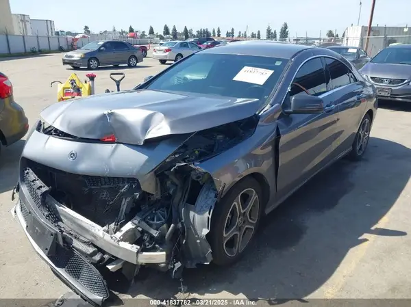 WDDSJ4EB5JN697053 2018 MERCEDES-BENZ CLA-KLASSE - Image 2