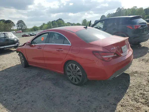 WDDSJ4EB5KN739240 2019 MERCEDES-BENZ CLA-KLASSE - Image 2