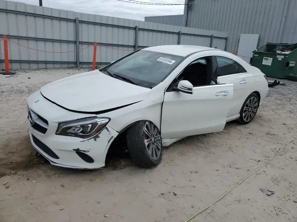 WDDSJ4EB6HN471243 2017 MERCEDES-BENZ CLA-KLASSE - Image 1