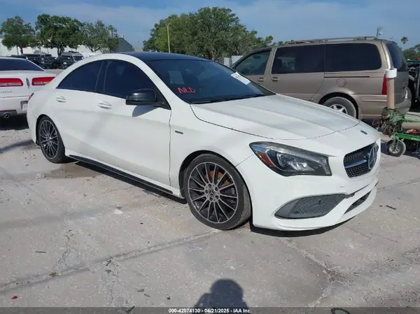 WDDSJ4EB6JN522374 2018 MERCEDES-BENZ CLA-KLASSE - Image 1