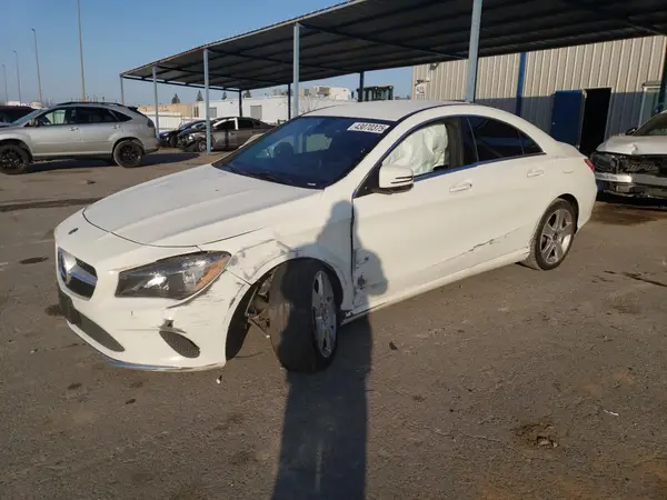 WDDSJ4EB6JN569954 2018 MERCEDES-BENZ CLA-KLASSE - Image 1
