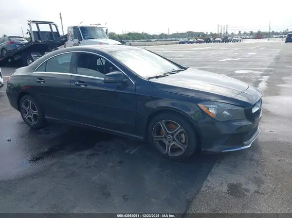 WDDSJ4EB6JN571364 2018 MERCEDES-BENZ CLA-KLASSE - Image 1