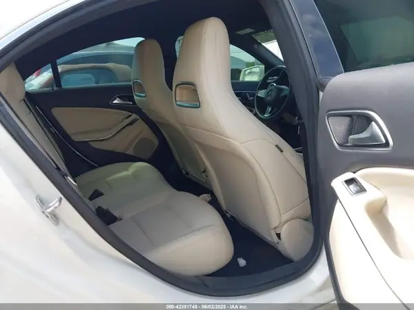 WDDSJ4EB7HN422567 2017 MERCEDES-BENZ CLA-KLASSE - Image 8